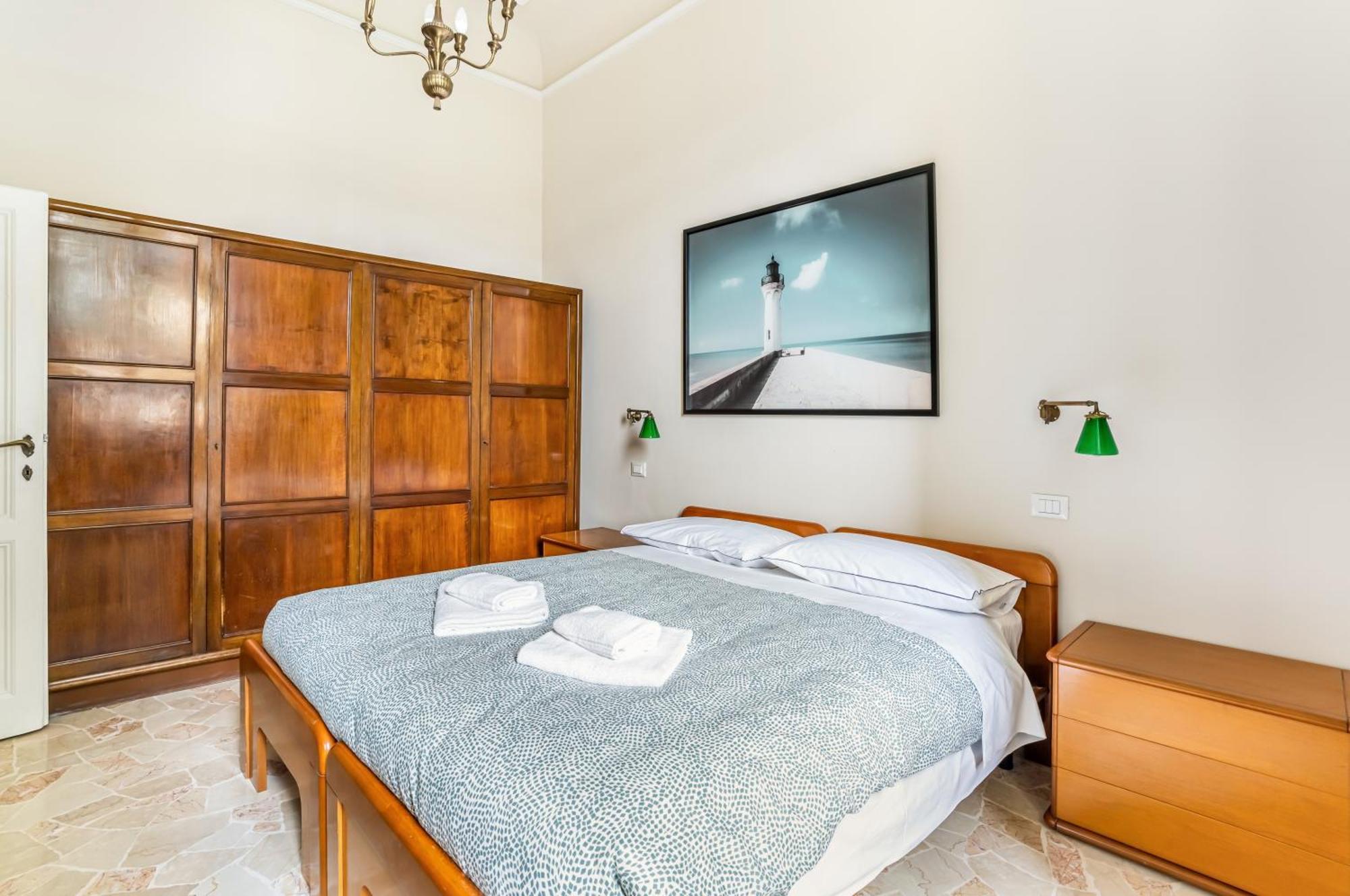 Bright Apartment With Private Garden And Balcony Floransa Dış mekan fotoğraf