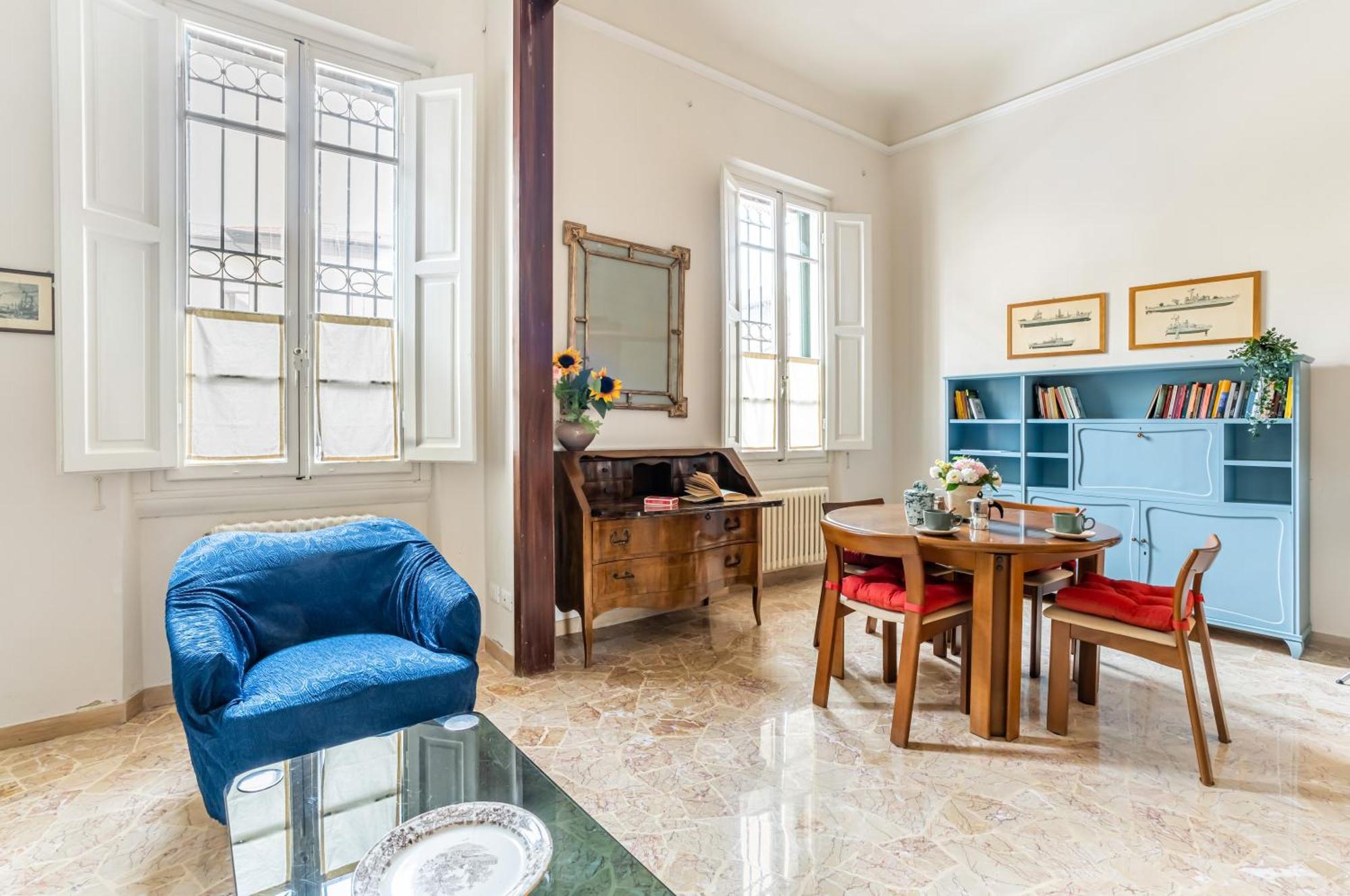 Bright Apartment With Private Garden And Balcony Floransa Dış mekan fotoğraf