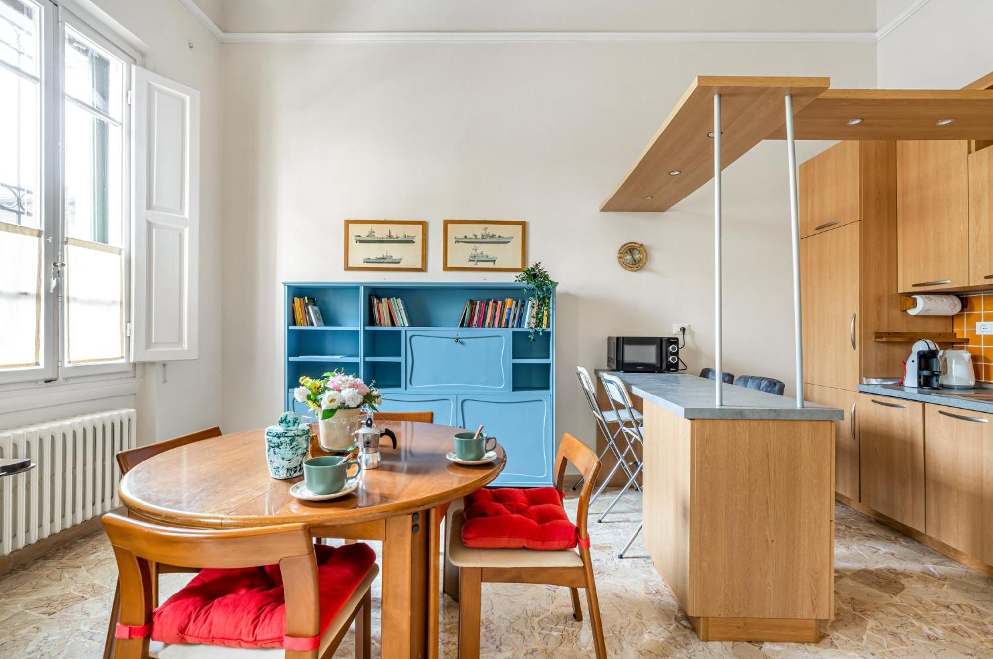 Bright Apartment With Private Garden And Balcony Floransa Dış mekan fotoğraf
